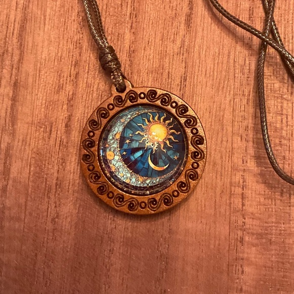 Beautiful Necklace adjustable from 20” to 36” BN - Picture 2 of 2